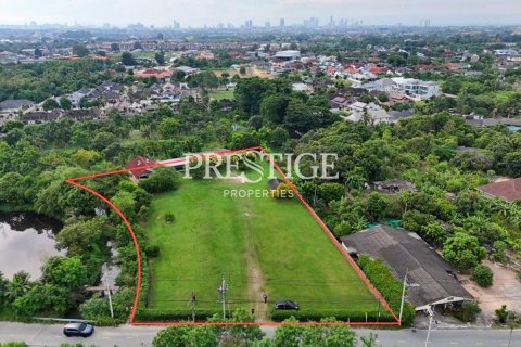 Land in Pattaya, Thailand 4800 sq.m. № 197955 - photo 3