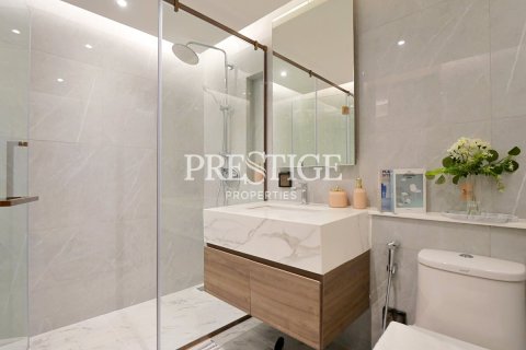 House in Pattaya, Thailand 4 bedrooms № 197950 - photo 23