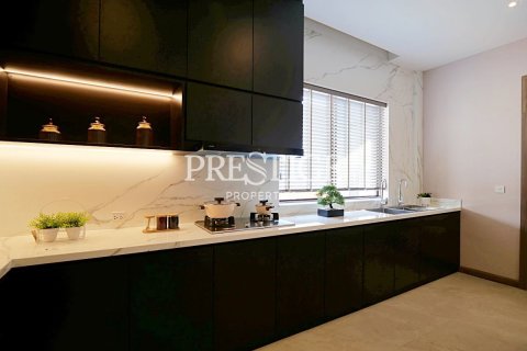 House in Pattaya, Thailand 4 bedrooms № 197950 - photo 10