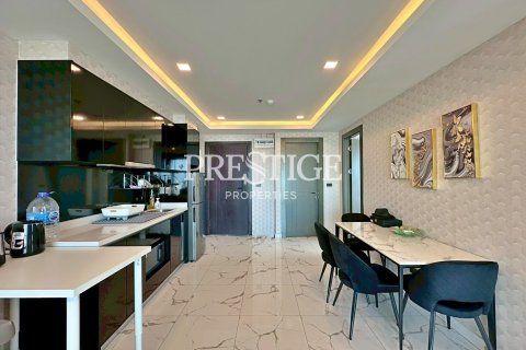 Condo in Pattaya, Thailand, 2 bedrooms № 197953 - photo 9