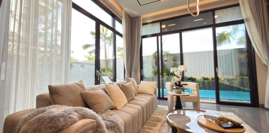 Villa in Sattahip, Thailand 4 bedrooms № 146886