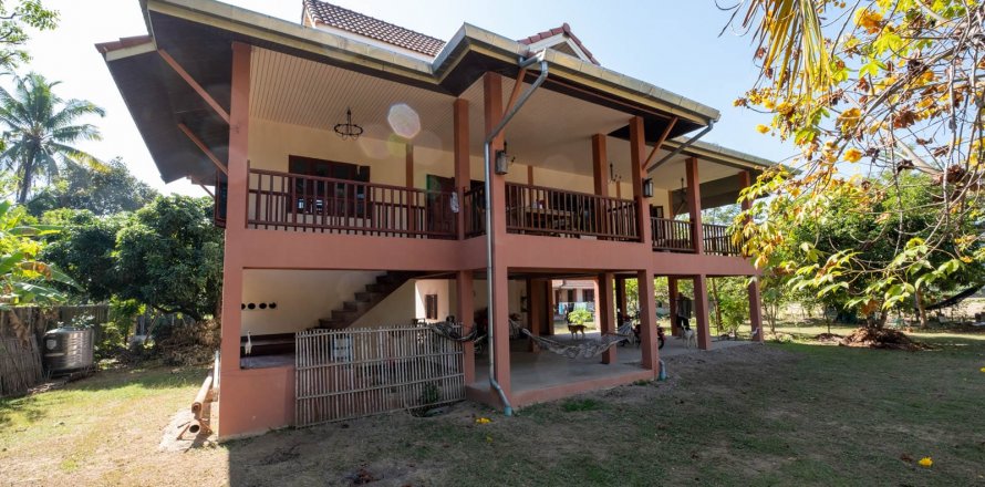 House in Chiang Mai, Thailand 2 bedrooms № 121924