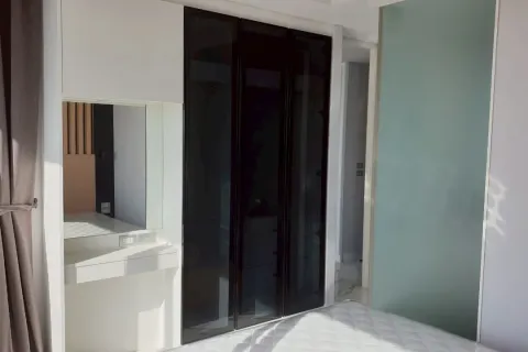 Condo in Khlong Toei, Bangkok, Thailand, 2 bedrooms  № 161167 - photo 1