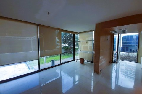 Condo in Watthana, Bangkok, Thailand, 3 bedrooms  № 161163 - photo 3