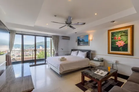 Townhouse in Kathu, Thailand 3 bedrooms № 161168 - photo 15