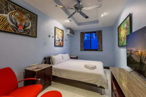 Townhouse in Kathu, Thailand 3 bedrooms № 161168 - photo 27