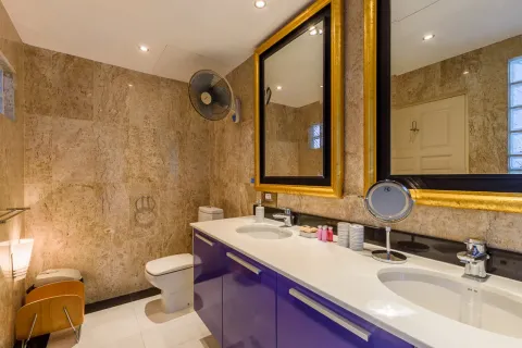 Townhouse in Kathu, Thailand 3 bedrooms № 161168 - photo 20