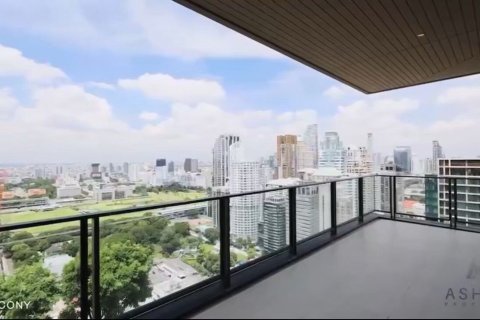 Penthouse in Pathum Wan, Bangkok, Thailand 4 bedrooms № 161164 - photo 3