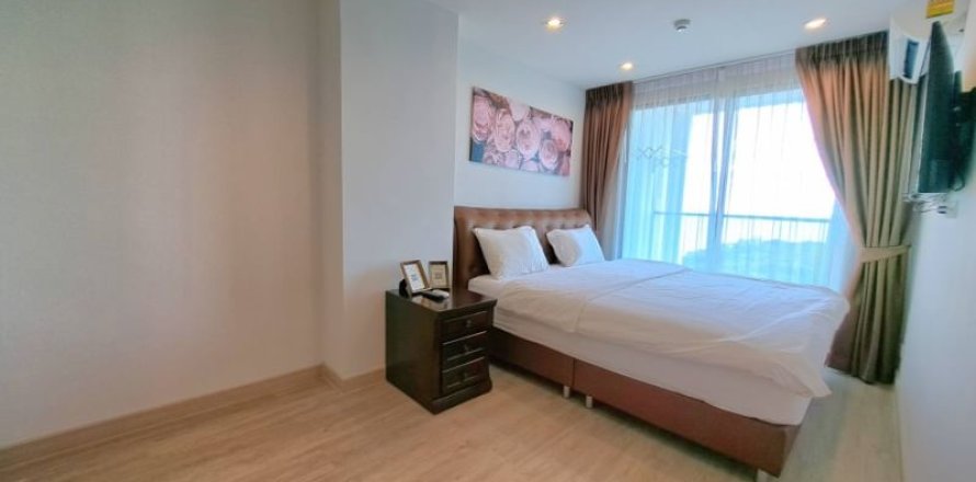 Condo in Pattaya, Thailand, 2 bedrooms  № 157686