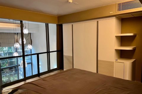 Condo in Bangkok, Thailand, 2 bedrooms  № 157683 - photo 6