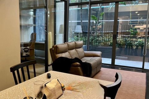Condo in Bangkok, Thailand, 2 bedrooms  № 157683 - photo 3