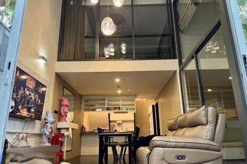 Condo in Bangkok, Thailand, 2 bedrooms  № 157683