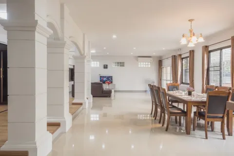 Villa in Saraphi, Thailand 4 bedrooms № 153984 - photo 3