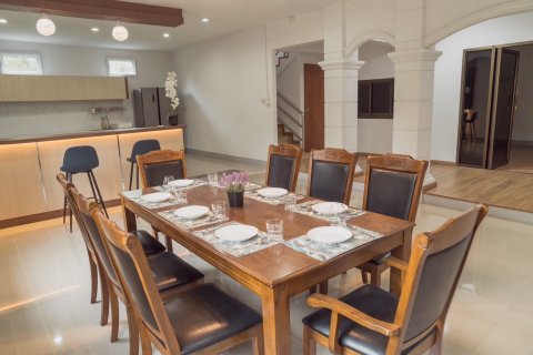 Villa in Saraphi, Thailand 4 bedrooms № 153984 - photo 26