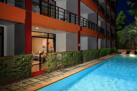 Studio dans le Condo à Phuket, Thaïlande  № 153986 - photo 23