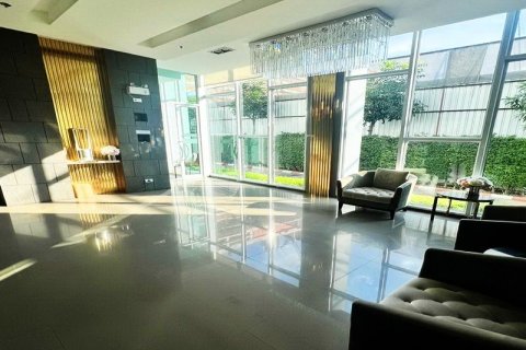 Студия в кондо в Бангне, Бангкок, Таиланд № 148724 - фото 12