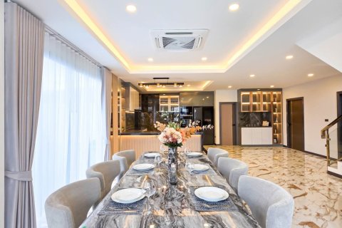 Вилла в Паттайе, Таиланд с 5 спальнями  № 167802 - фото 7