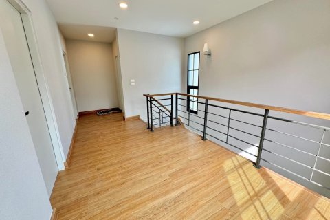 Maison à Bang Kaeo, Thaïlande 4 chambres № 167798 - photo 5