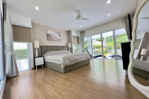 Villa in Chiang Mai, Thailand 4 bedrooms № 133367 - photo 23