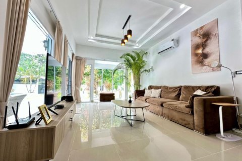 Villa in Chiang Mai, Thailand 4 bedrooms № 133367 - photo 5