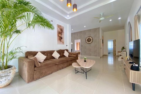 Villa in Chiang Mai, Thailand 4 bedrooms № 133367 - photo 3