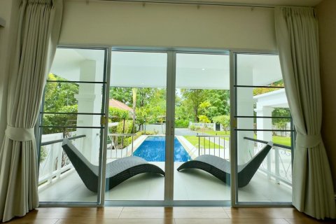 Villa in Chiang Mai, Thailand 4 bedrooms № 133367 - photo 26