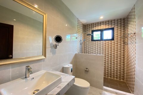 House in Chiang Mai, Thailand 6 bedrooms № 133366 - photo 25