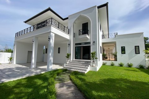 Дом в Чиангмае, Таиланд с 6 спальнями  № 133366