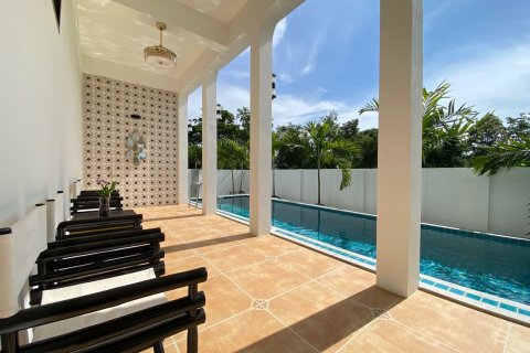 House in Chiang Mai, Thailand 6 bedrooms № 133366 - photo 6