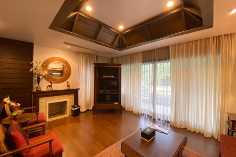 Villa in Chiang Mai, Thailand 3 bedrooms № 133369 - photo 13