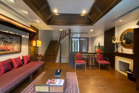 Villa in Chiang Mai, Thailand 3 bedrooms № 133369 - photo 18
