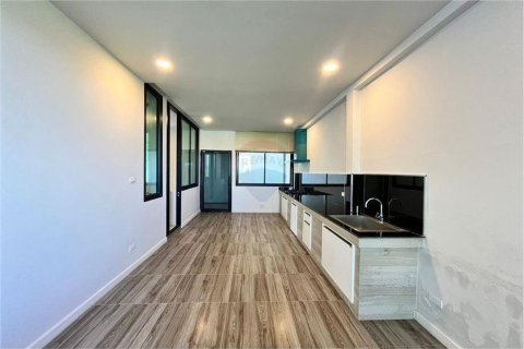 House in Chiang Mai, Thailand 4 bedrooms № 133365 - photo 18