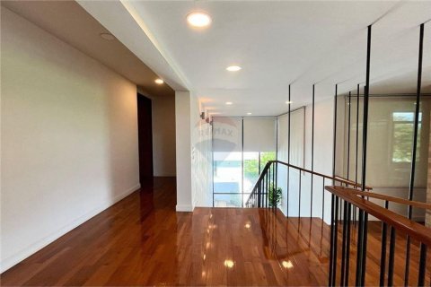 House in Chiang Mai, Thailand 4 bedrooms № 133365 - photo 30