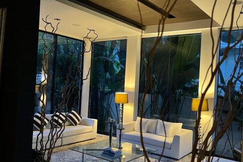 Haus in Huai Khwang, Bangkok, Thailand 4 Schlafzimmer № 218630 - Foto 4
