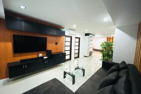 Кондоминиум с 2 спальнями в Чиангмае, Таиланд № 138070 - фото 1