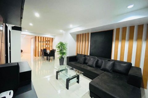 Кондоминиум с 2 спальнями в Чиангмае, Таиланд № 138070 - фото 2