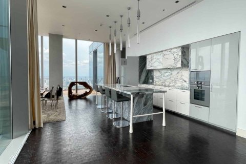 Condo in Bangkok, Thailand, 3 bedrooms  № 166845 - photo 23