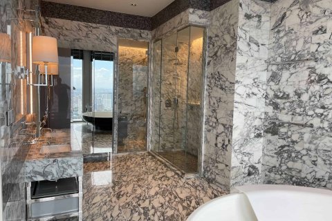 Condo in Bangkok, Thailand, 3 bedrooms  № 166845 - photo 4