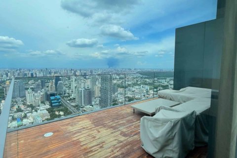 Condo in Bangkok, Thailand, 3 bedrooms  № 166845 - photo 16