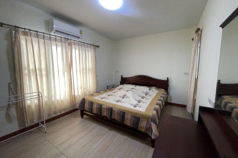 Вилла в Хуа Хине, Таиланд с 4 спальнями  № 151947 - фото 4