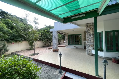 Вилла в Хуа Хине, Таиланд с 4 спальнями  № 151947 - фото 26