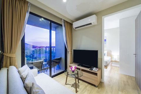 Condo in Phuket, Thailand, 2 bedrooms  № 151950 - photo 8