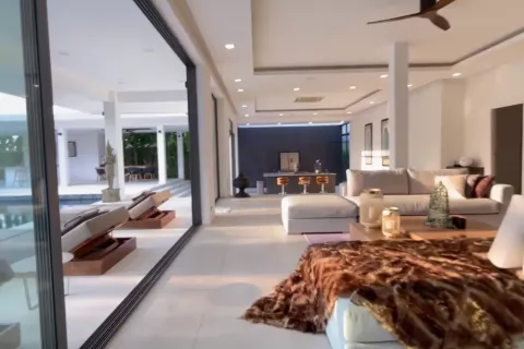 Villa à Pattaya, Thaïlande 4 chambres № 139477 - photo 8