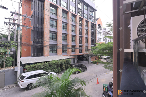 Condo in Bangkok, Thailand, 2 bedrooms  № 188078
