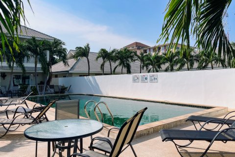 Таунхаус в Хуа Хине, Таиланд с 2 спальнями  № 137784 - фото 15