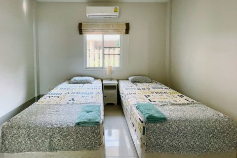 Таунхаус в Хуа Хине, Таиланд с 2 спальнями  № 137784 - фото 7