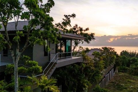 Villa in Hua Hin, Thailand 5 bedrooms № 159367