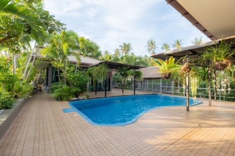 Villa in Hua Hin, Thailand 5 bedrooms № 159367 - photo 10