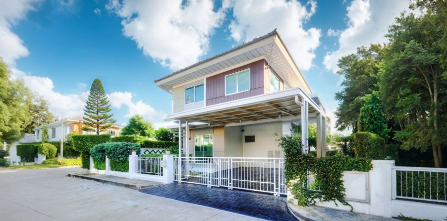 Дом в Нонтхабури, Таиланд с 3 спальнями  № 139969