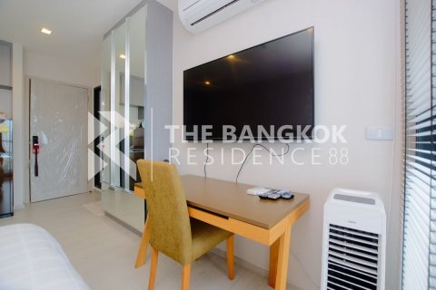 Condo à Bangkok, Thaïlande, 1 chambre  № 188569 - photo 2